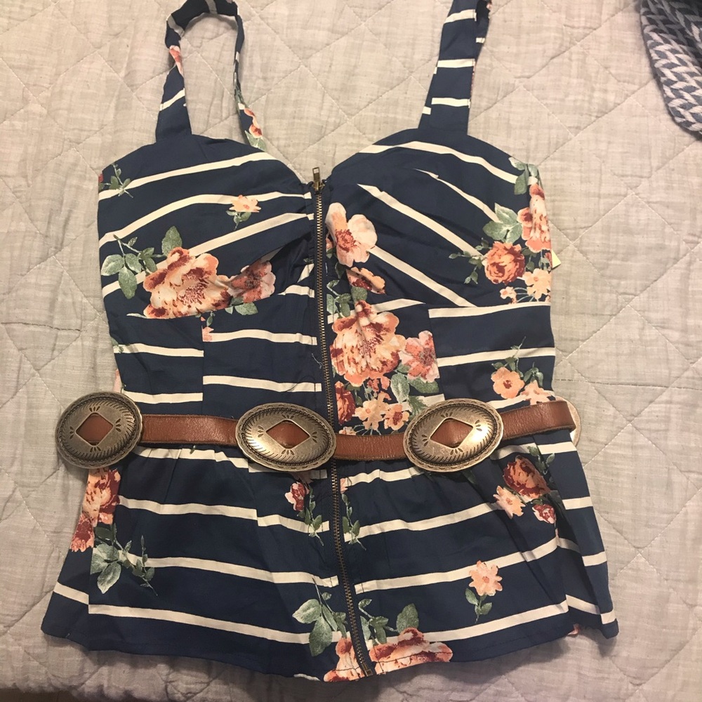 Floral top